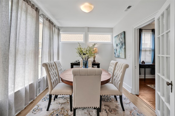 Image of dining room table and chairs